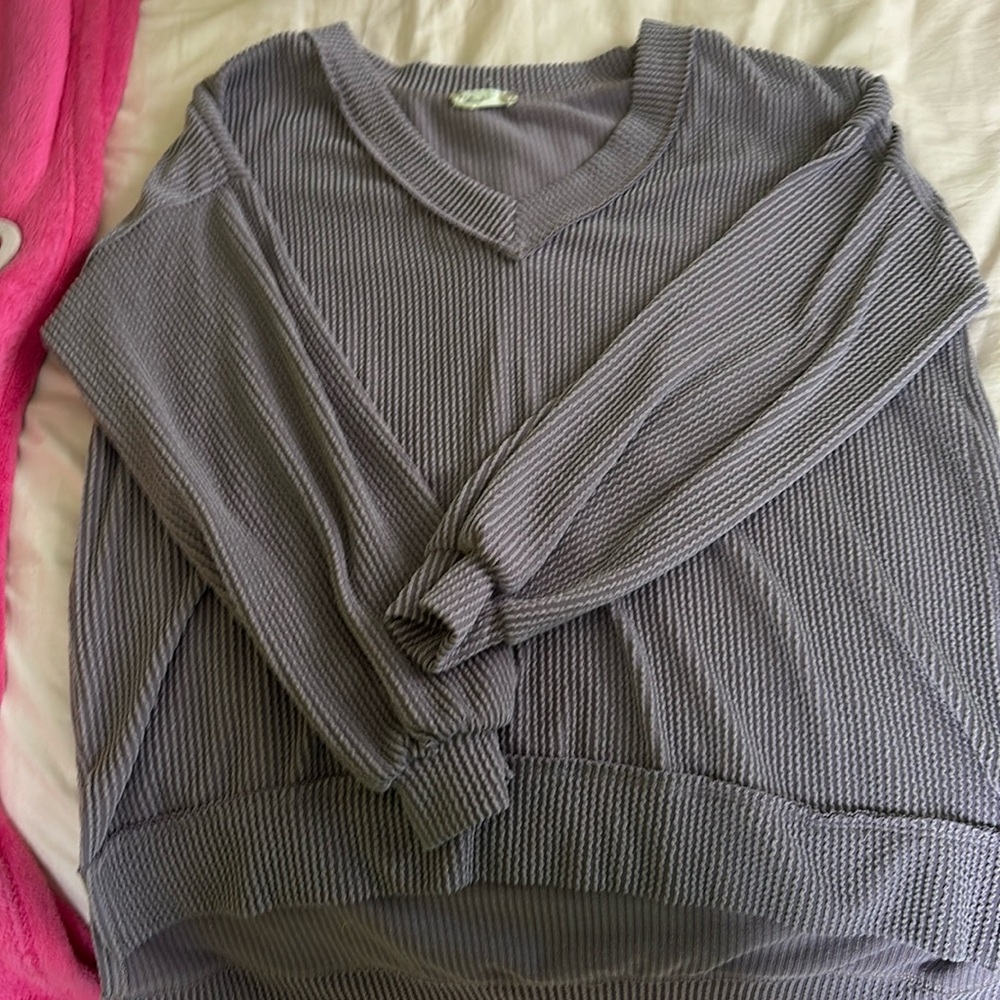 Altar’d State sweater size xs purple